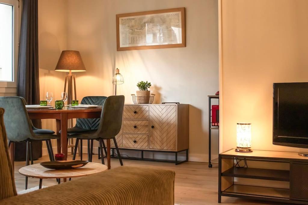 Logement Centre Ville De Reims - Commerces - Wifi Ngoại thất bức ảnh